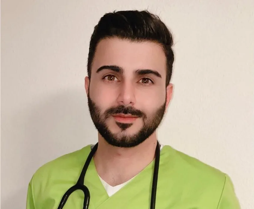 Portraitaufnahme des leitenden Tierarztes